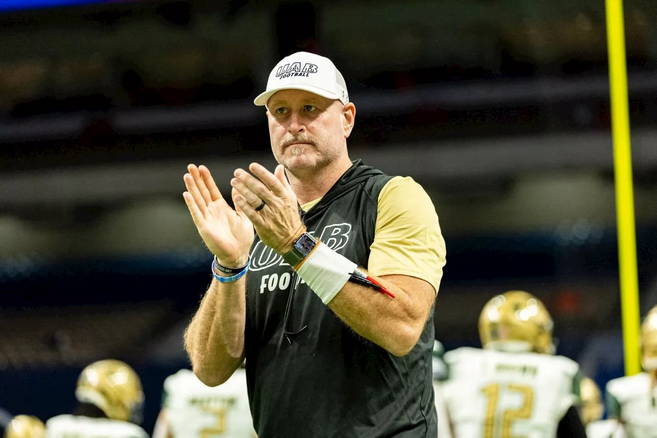 UAB’s Trent Dilfer previews ‘Battle for the Bones’ between Blazers and Memphis