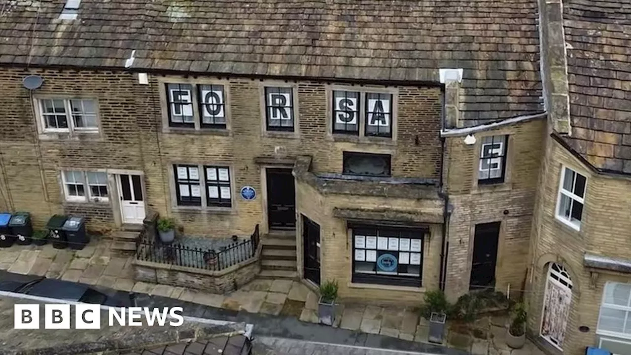 Bradford birthplace of Brontë sisters goes up for sale