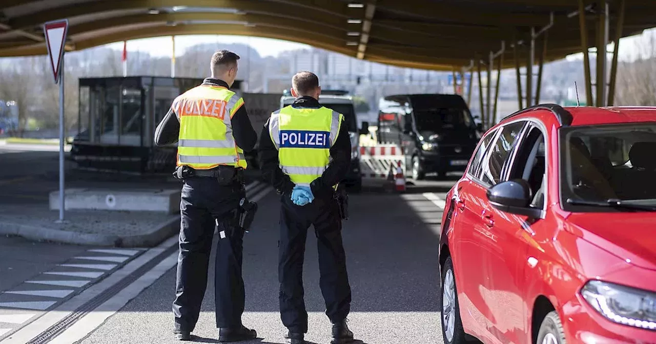 Deutschland Führt Grenzkontrollen Zur Schweiz Ein