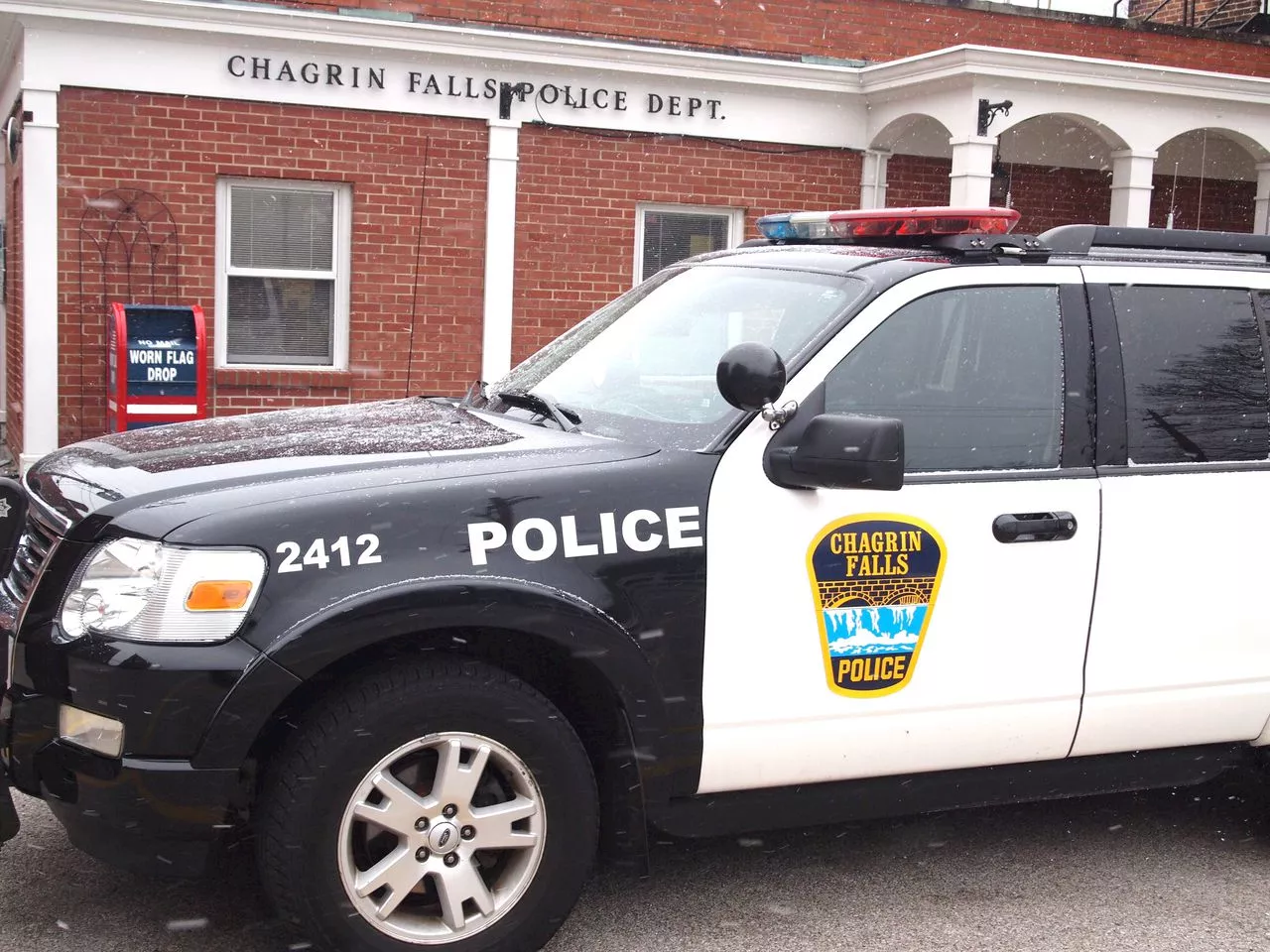 Woman lives up to Surprise name of hometown: Chagrin Falls police blotter