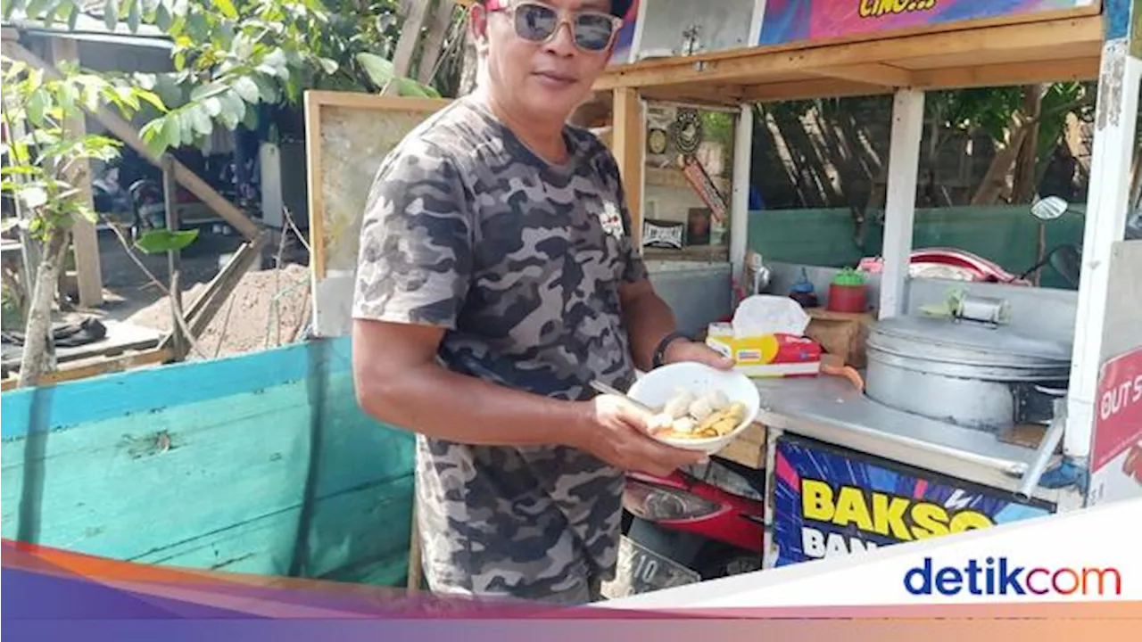 Viral Bakso Keliling Ala Karen's Diner di Bali, Maki-maki Pembeli