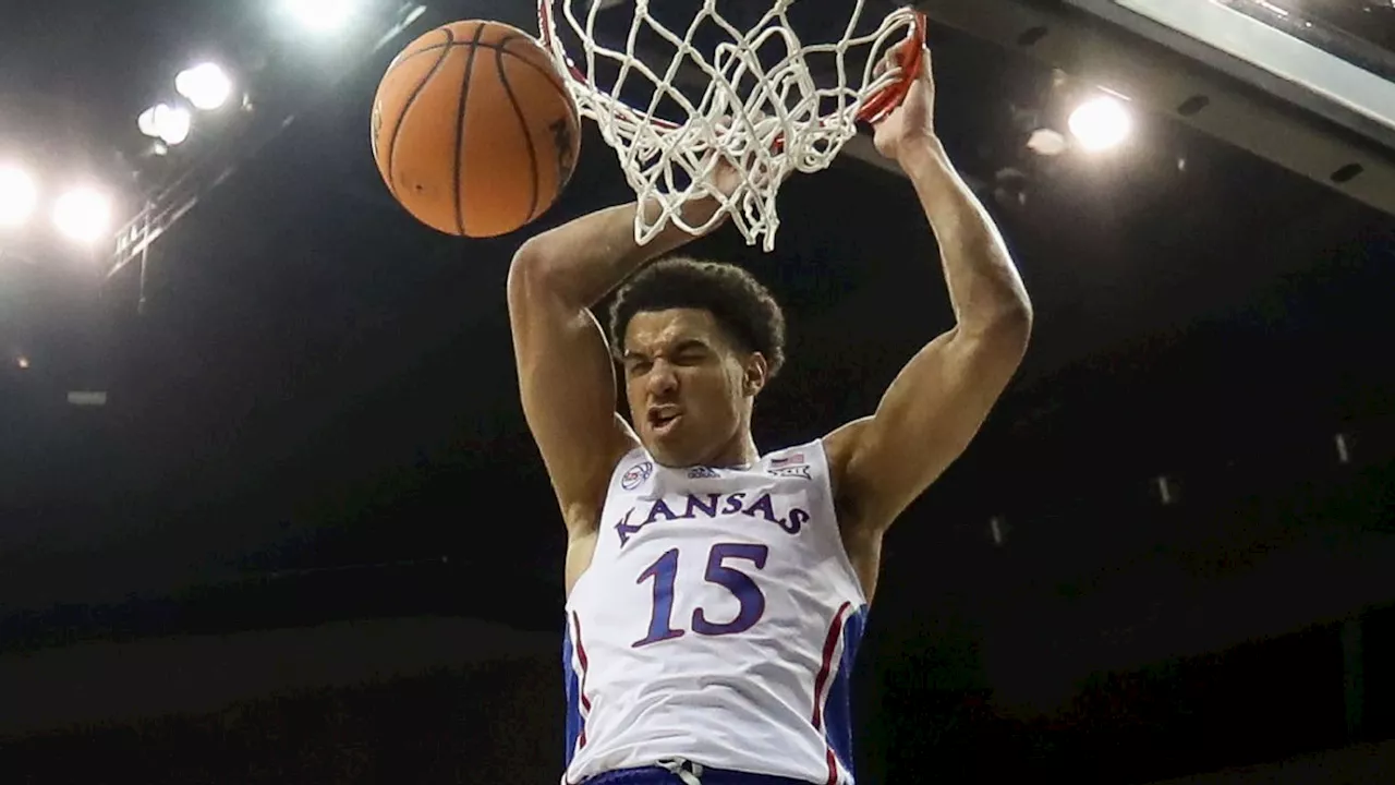 Kansas clear No. 1 in AP preseason hoops poll, followed by Duke