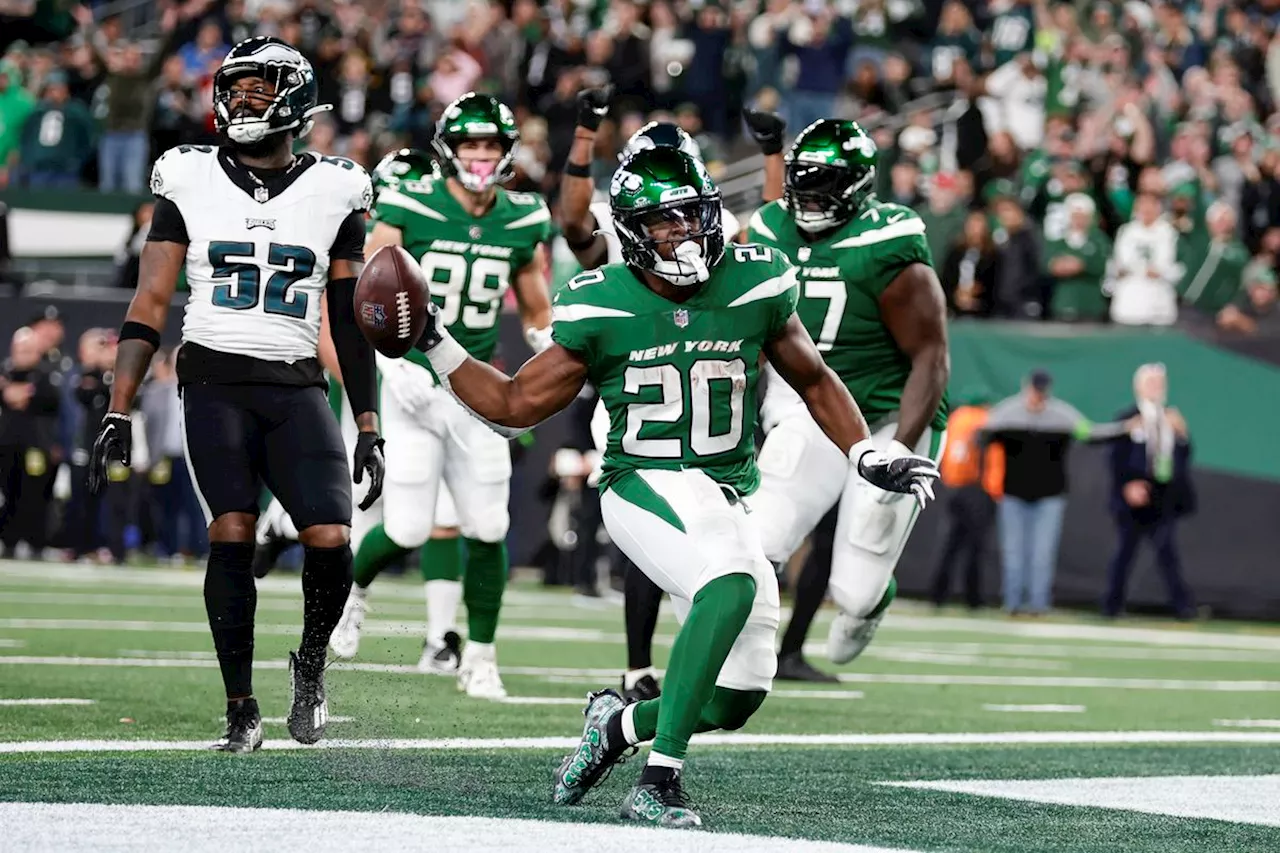 Jets shock Eagles to send Philly to its first loss