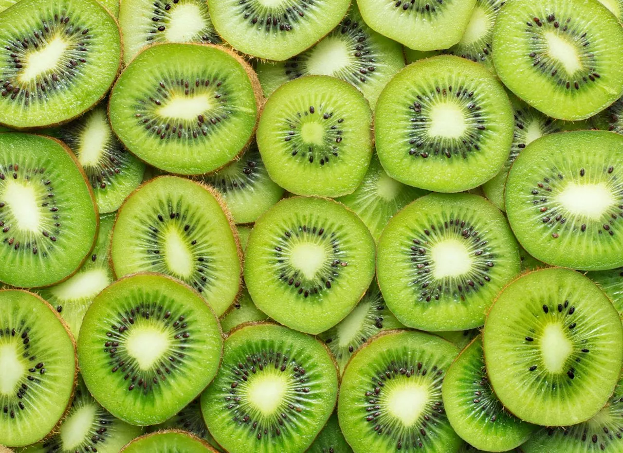 Marks and Spencer have brought back their popular ‘no peel’ kiwis and we’re intrigued