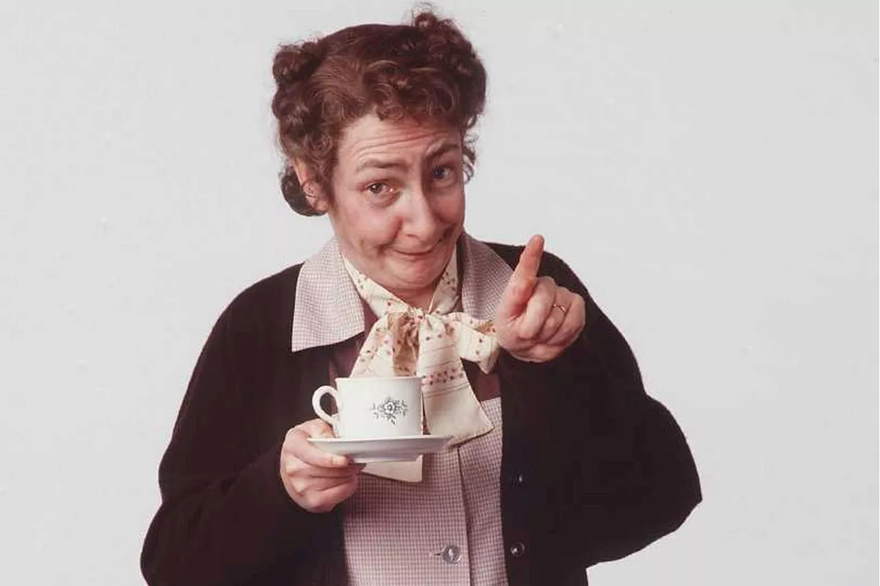 PIC: Tea Experts Reveal The Proper Way To Make The Perfect Cuppa