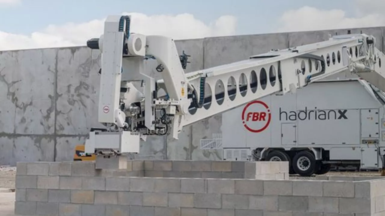 Hadrian X: A robot that can precisely lay 500 bricks an hour