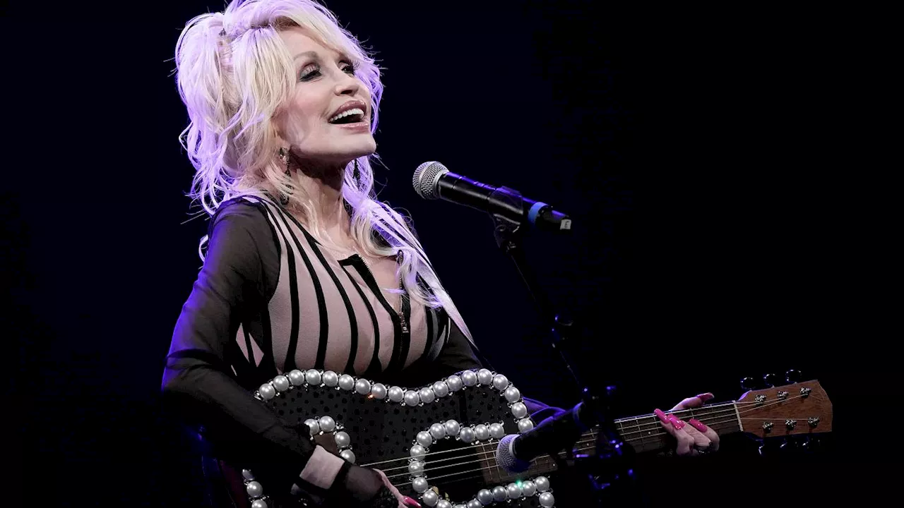 Dolly Parton will be the halftime performer on Thanksgiving when the Cowboys play the Commanders