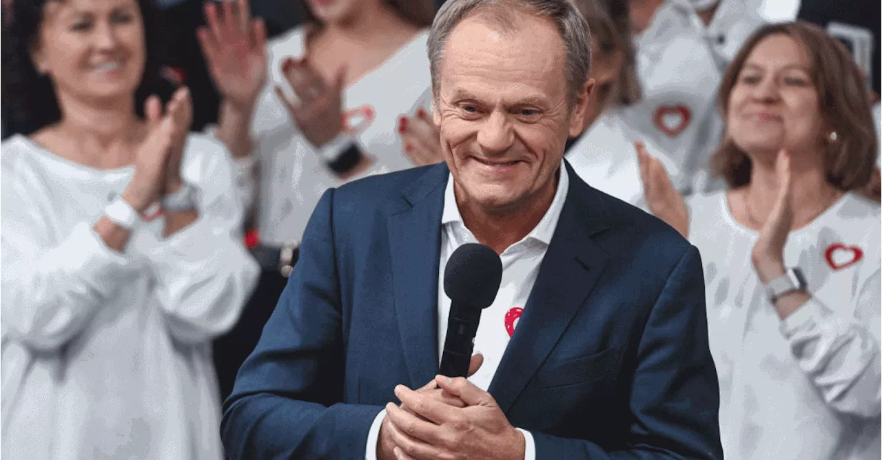 Donald Tusk in poleposition voor Pools premierschap: ‘Er wacht hem een zware taak’