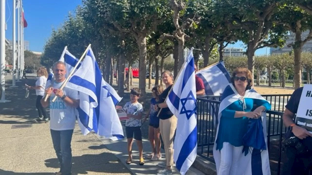 Stand with Israel rally in San Francisco denounces violence along the Israeli-Gaza border