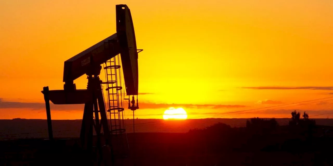 Oil Prices Barely Budge as Middle East Tensions Grow