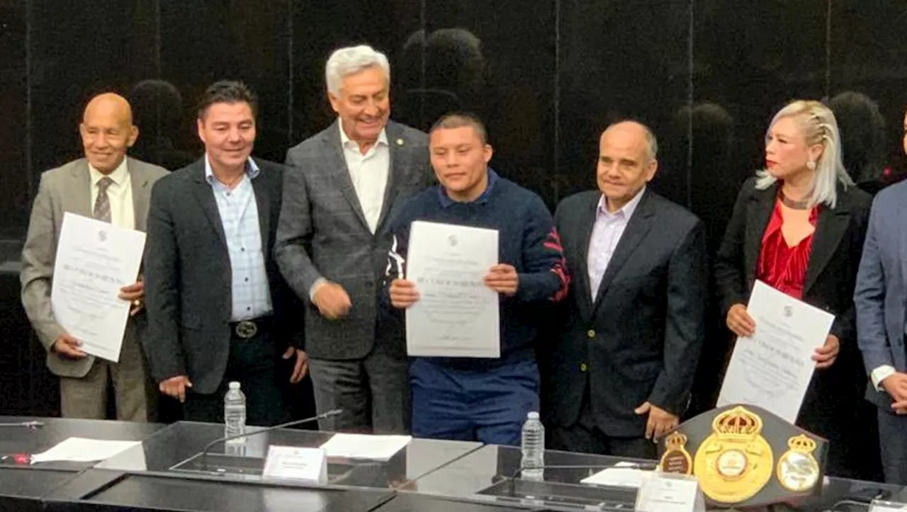 Realizan homenaje a leyendas del boxeo mexicano en la Cámara de Senadores