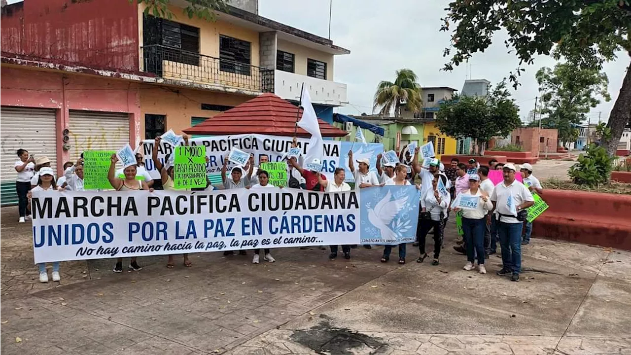 'Unidos por la paz en Cárdenas': Ciudadanos de Tabasco marchan para pedir seguridad