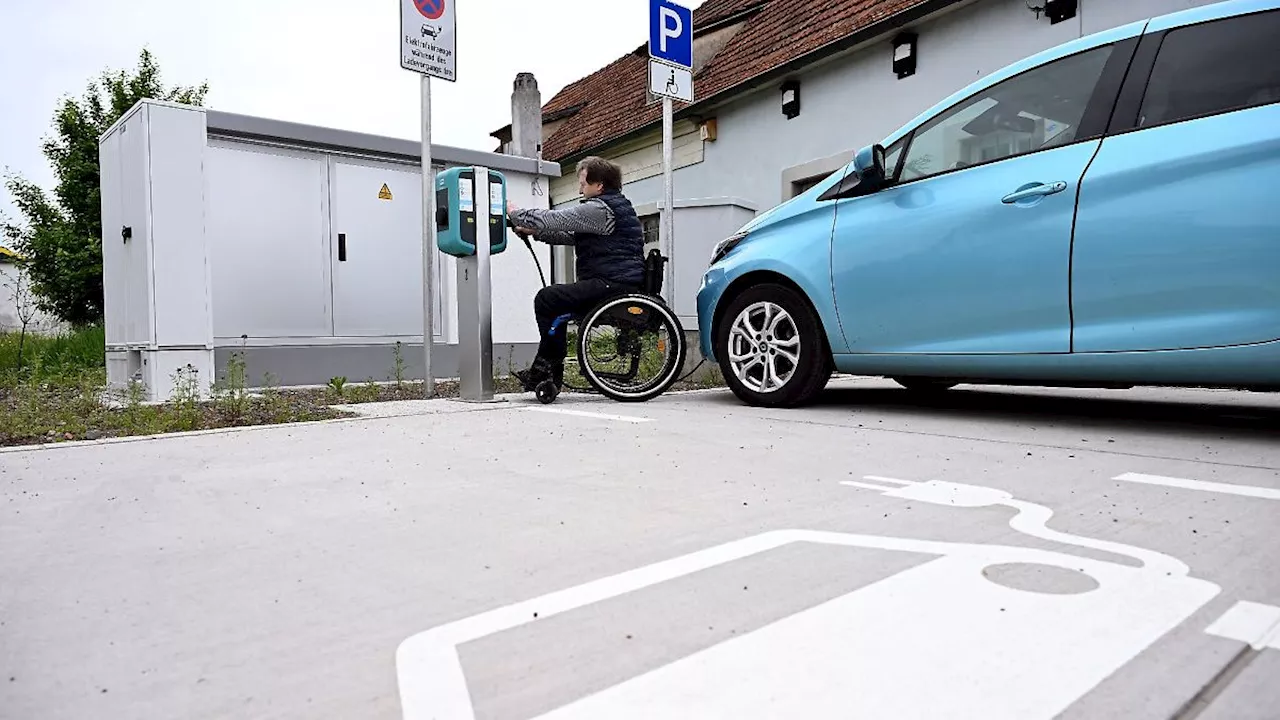 Bayern: Mehr behindertenfreundliche E-Ladesäulen in Bayern