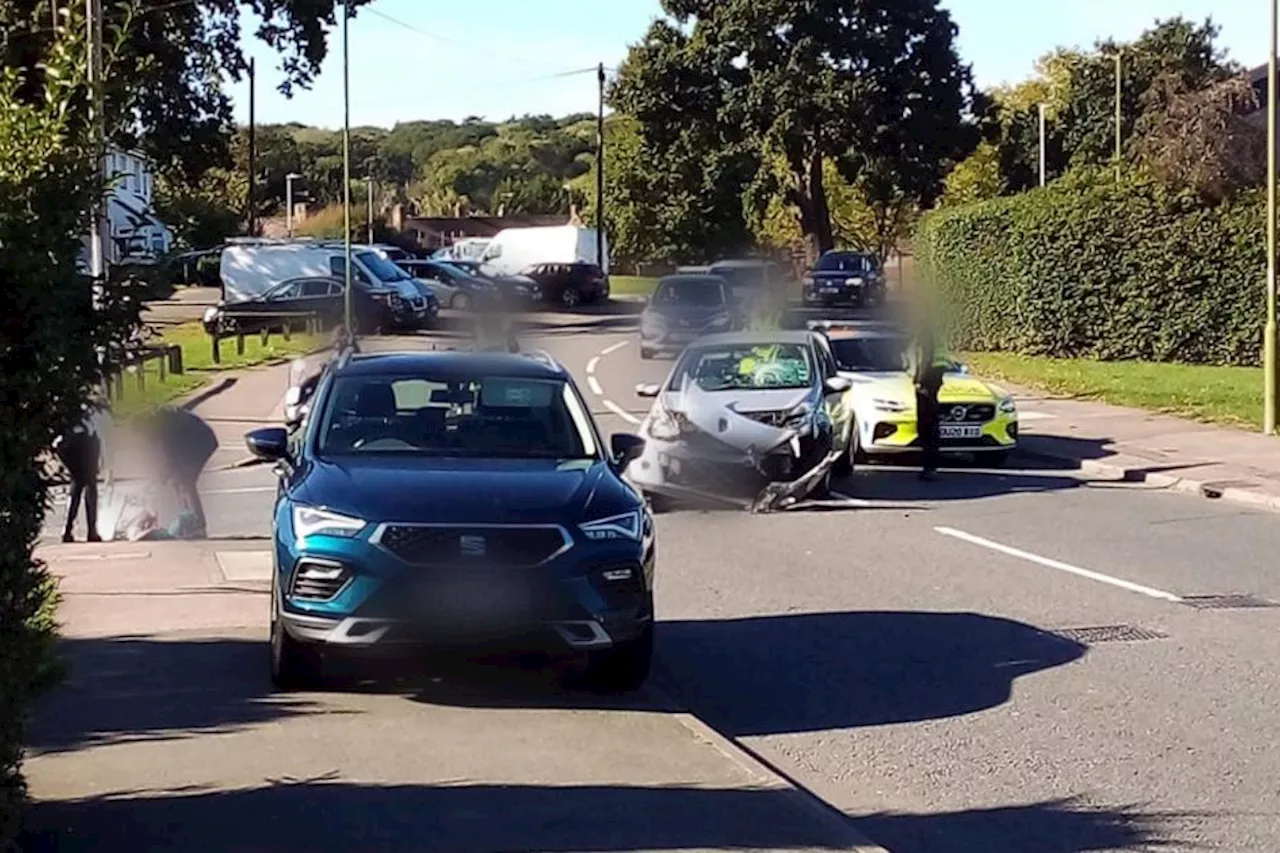 Renault and Seat crash in Little Oxhey Lane, South Oxhey