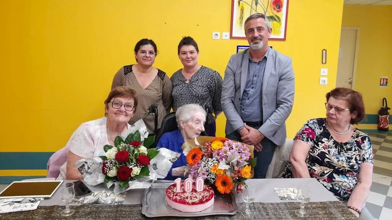 « Très discrète et toujours coquette », Raymonde a fêté ses 100 ans