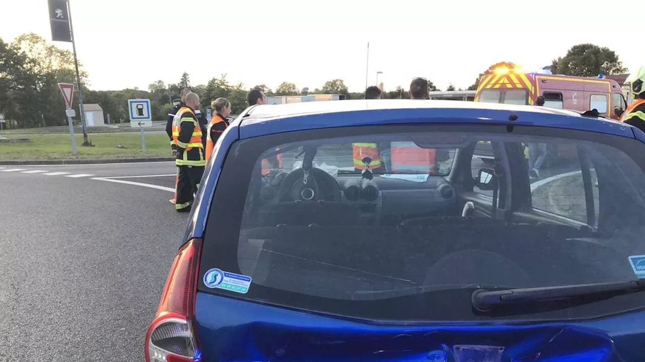 Une collision entre un utilitaire et une voiture fait deux blessées à Mazières-en-Gâtine