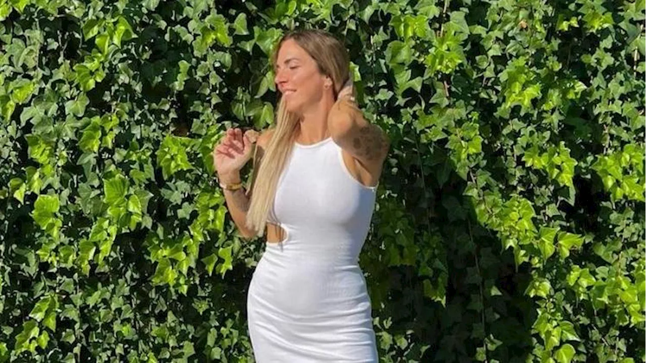 Danni Büchner zeigt sich nach XXL-Abnehmerfolg im sexy Cut-Out-Kleid