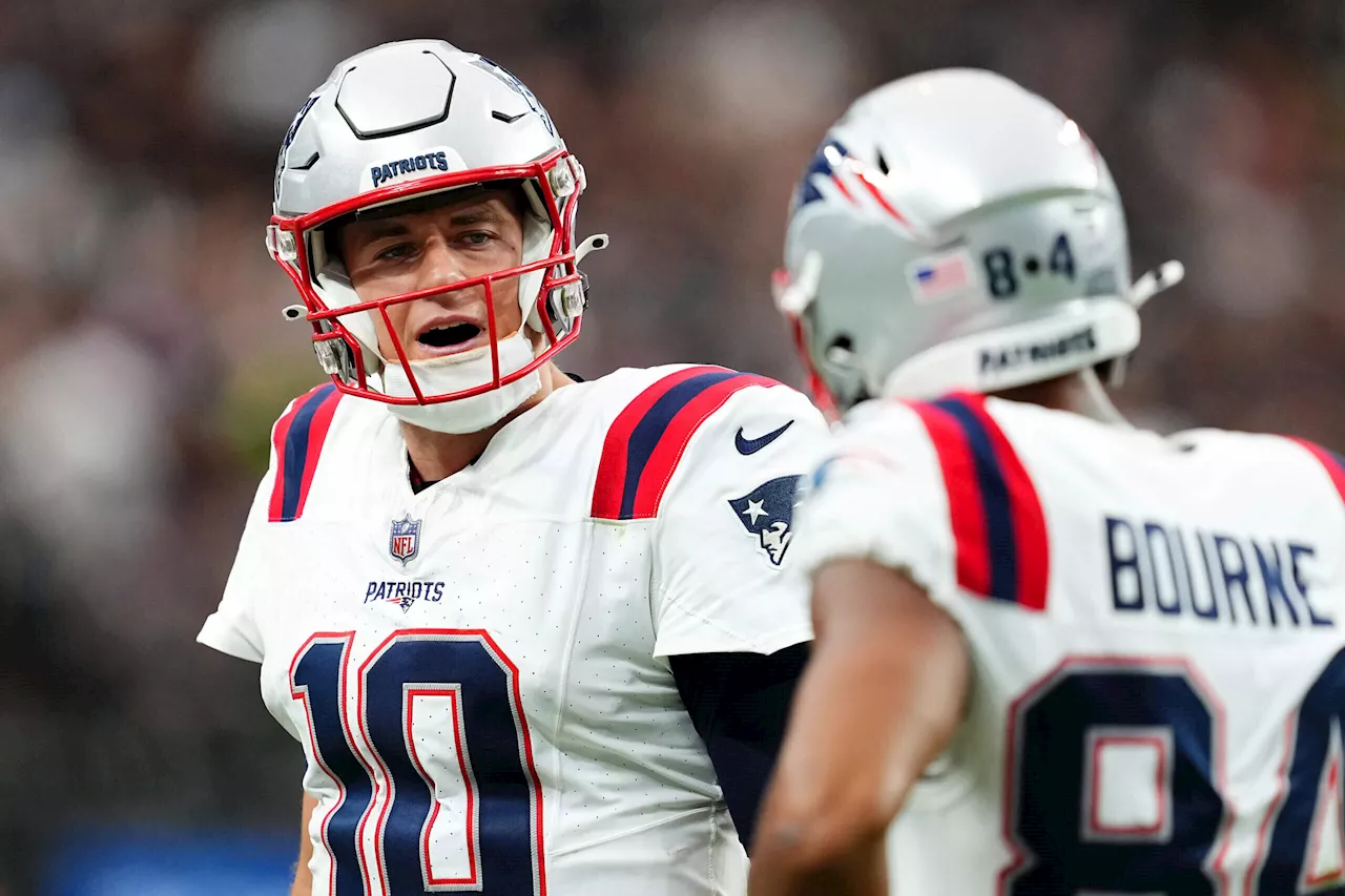 The Patriots tried to start over — but they’re still the same old struggling team