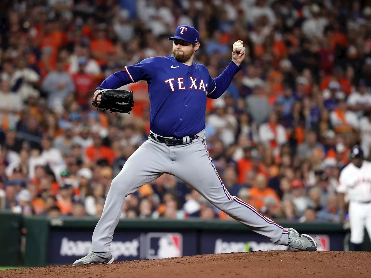 Montgomery shuts out Astros, Taveras homers as Rangers get ALCS Game 1 win