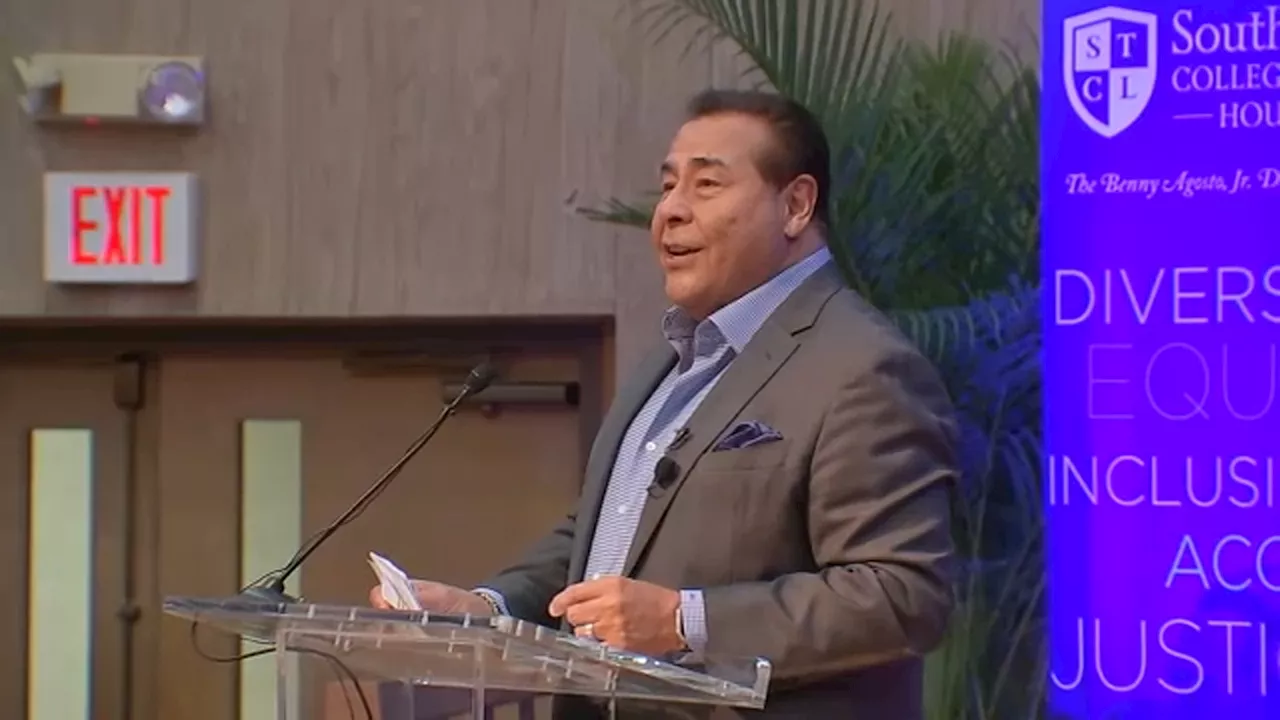 ABC News' John Quiñones shares inspirational life story with students at South Texas College of Law