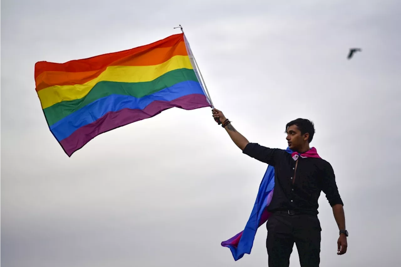 India's top court refuses to legalize same-sex marriages