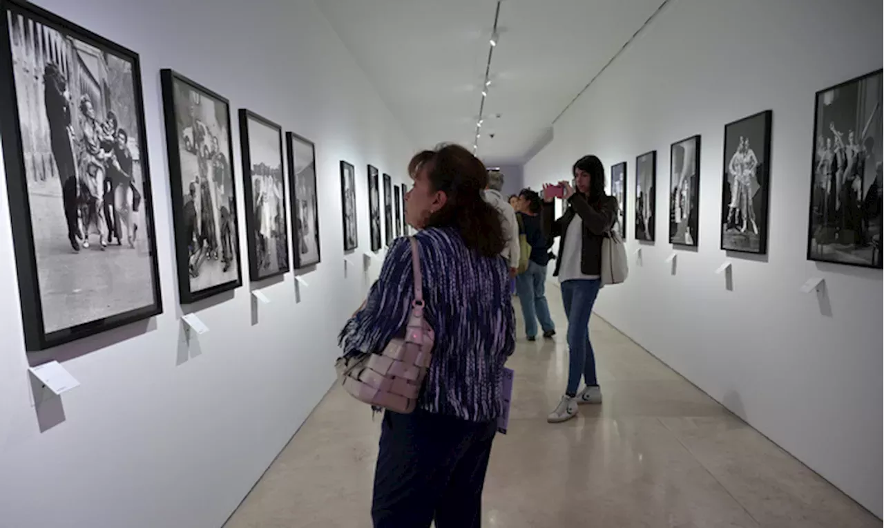 La Mostra Fotografica Di Helmut Newton A Roma 