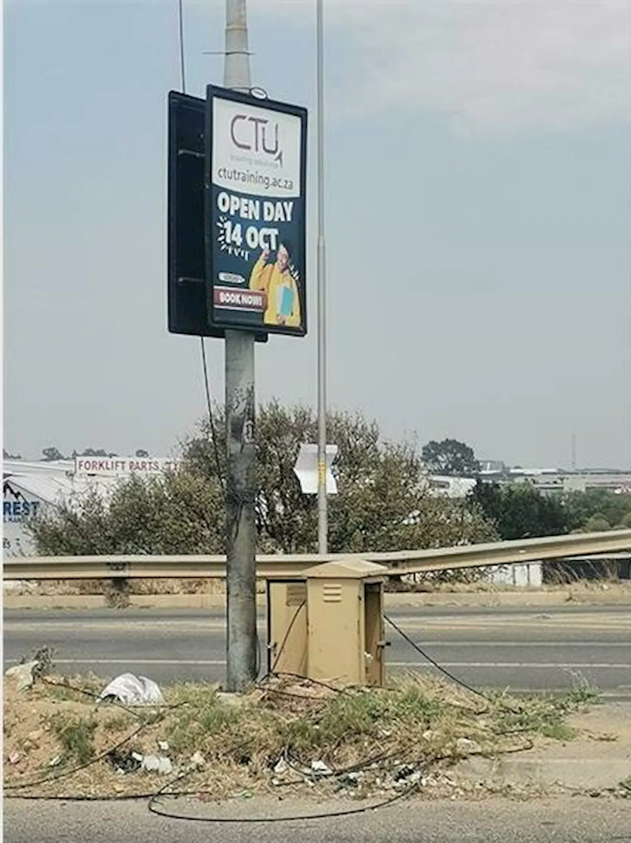 Open power box, exposed wires puts pedestrians at risk