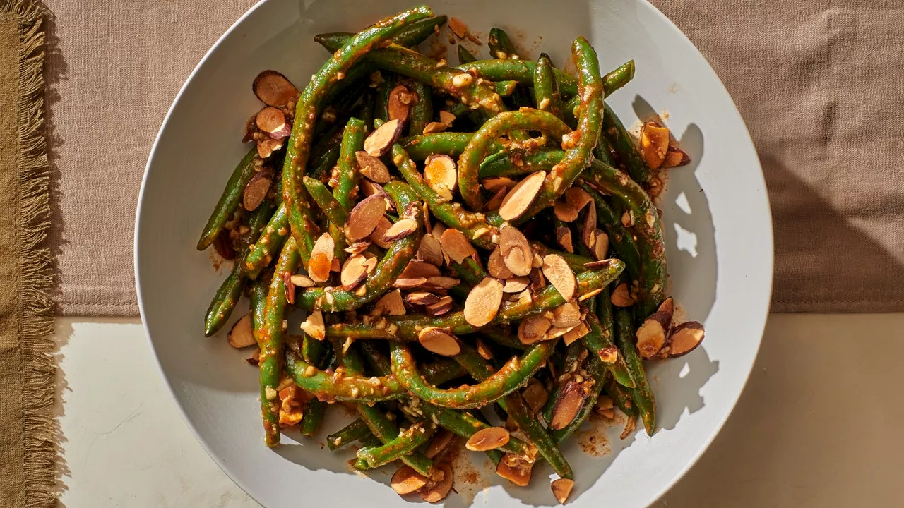 Green Beans With Almond Butter Sauce