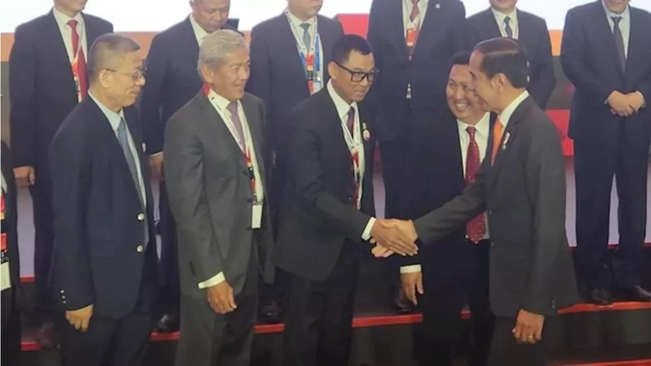 Disaksikan Jokowi, PLN Teken MoU dengan China untuk Pengembangan EBT