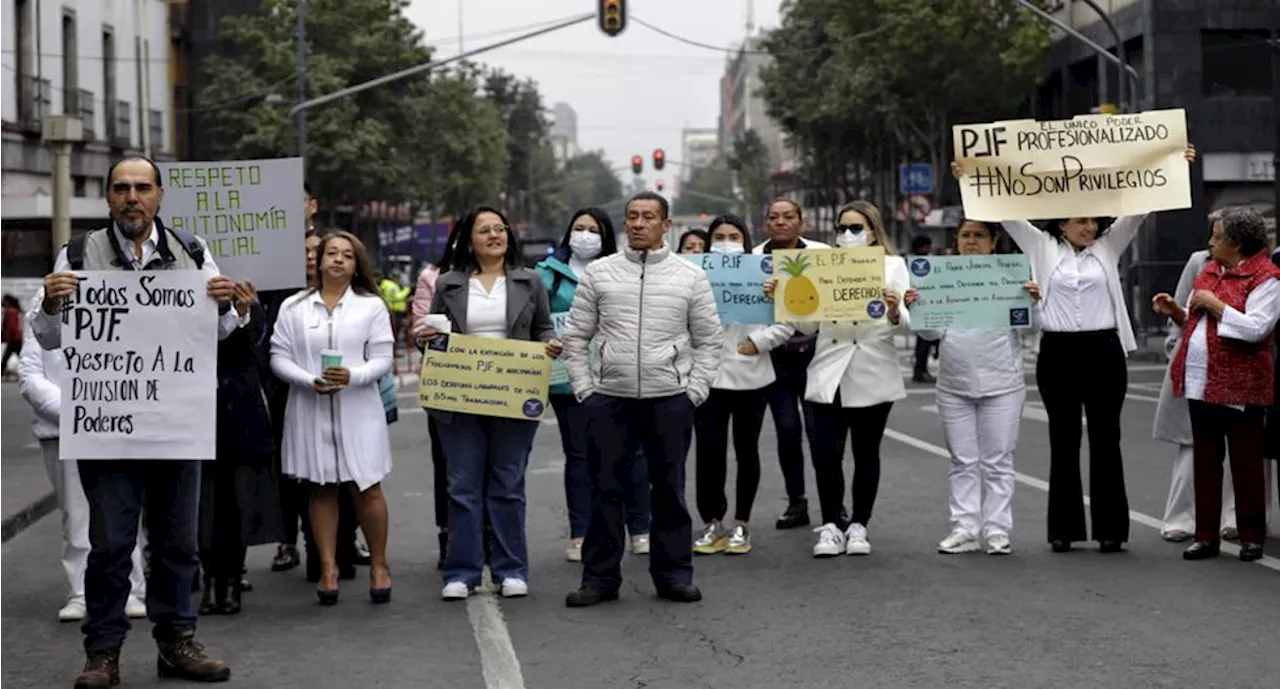 Amaga sindicato del Poder Judicial con paro escalonado si AMLO y diputados no los escuchan