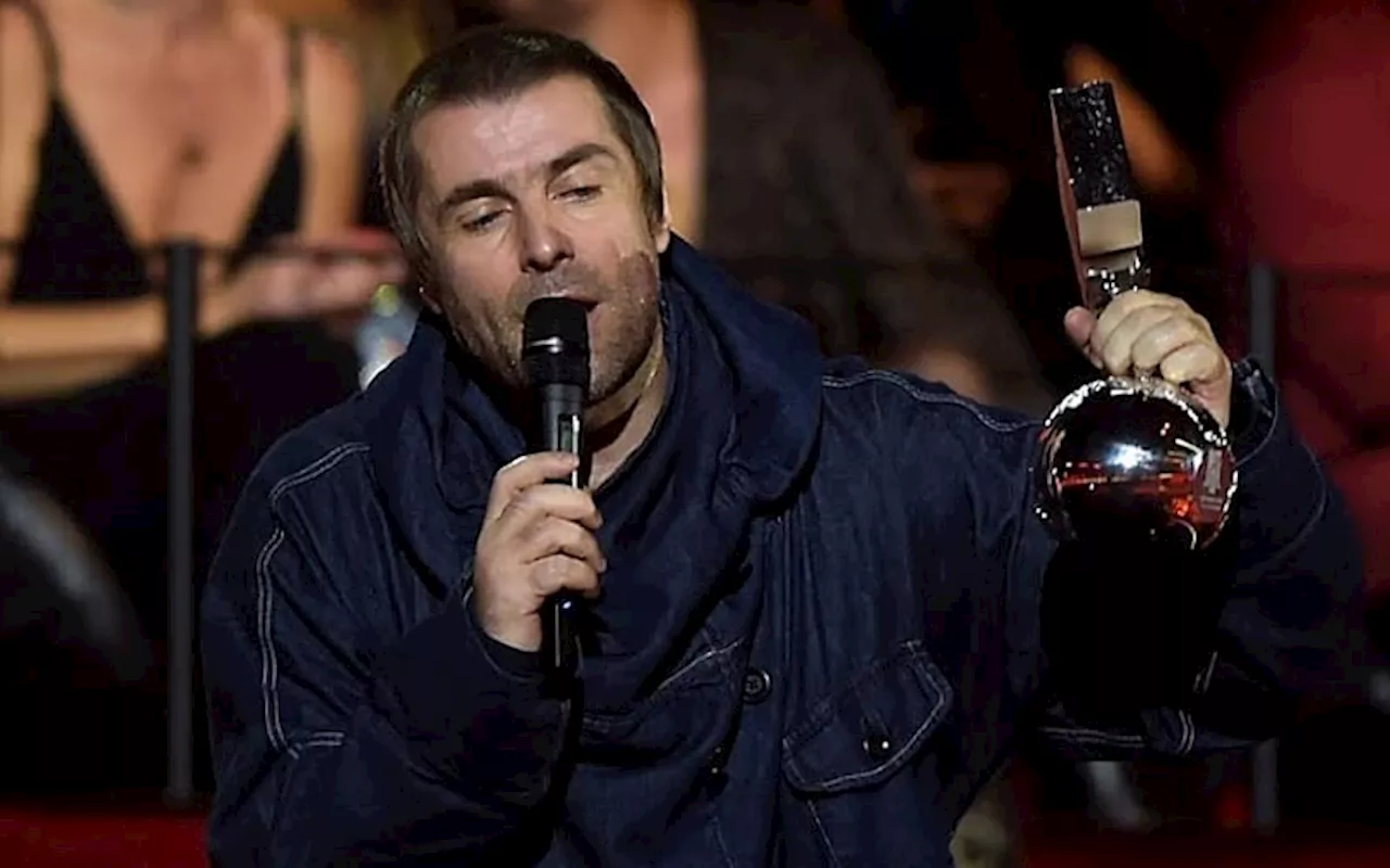 Oasis frontman Liam Gallagher announces tour