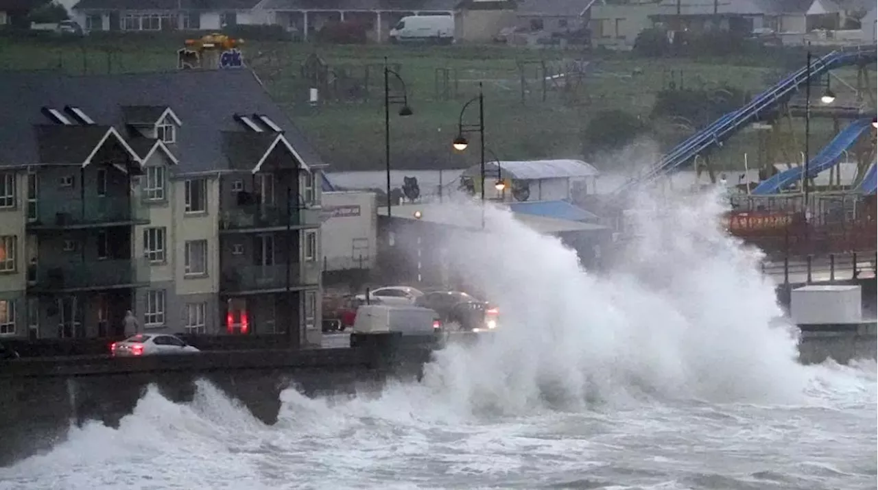 Storm Babet: Met Office forecast shows where storm will hit