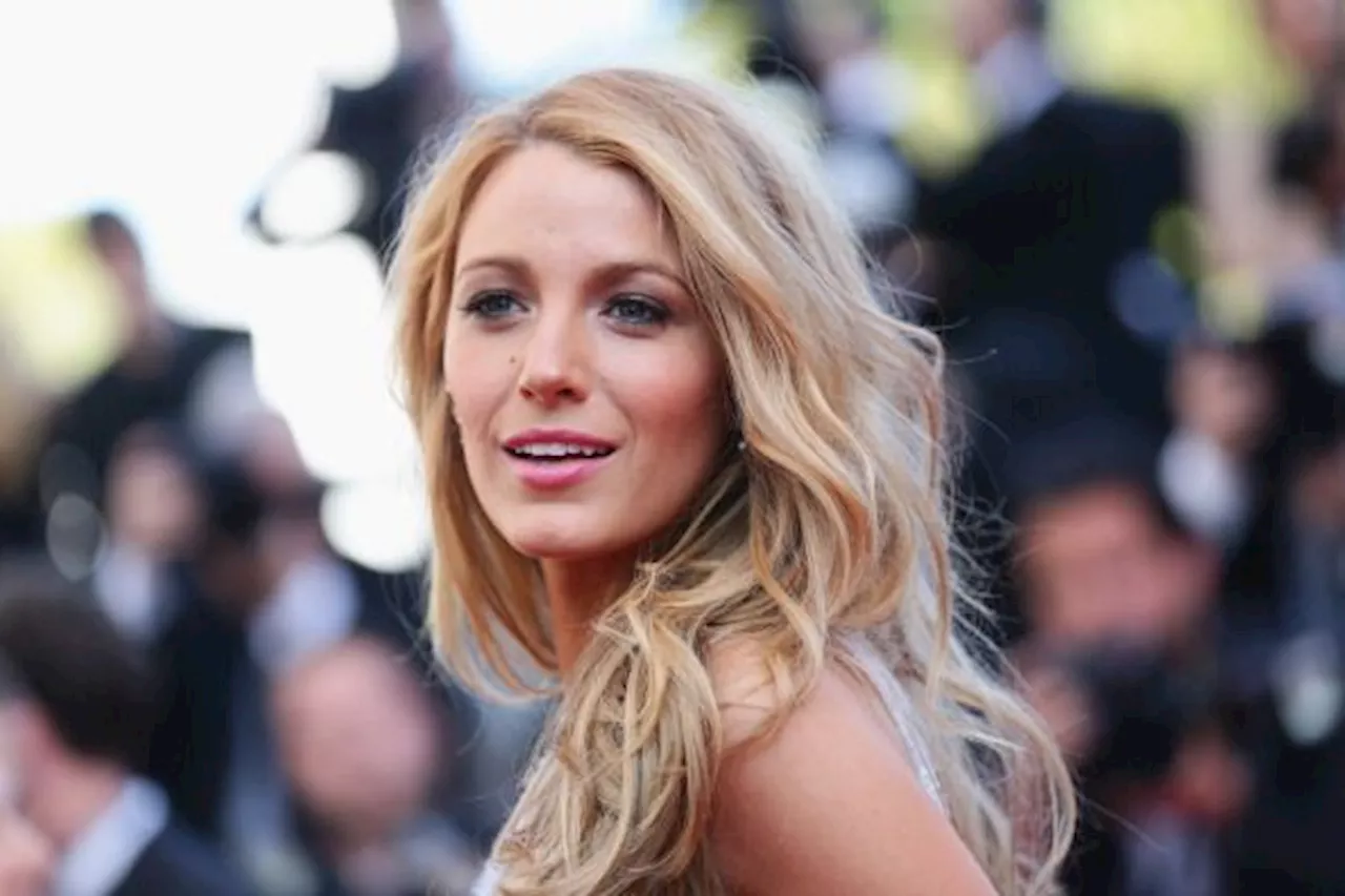 Blake Lively gives another lesson in maternity fashion