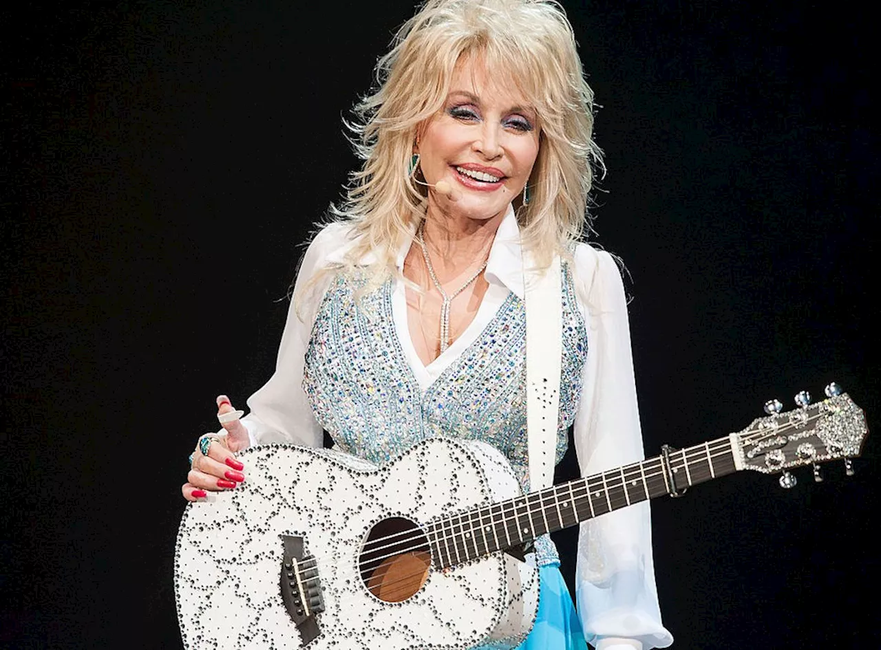 – Dolly Parton shares special moment with Irish mum