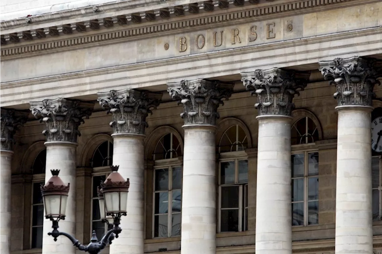 Le CAC 40 hésite juste au-dessus de 7000 pts avant des indicateurs clés