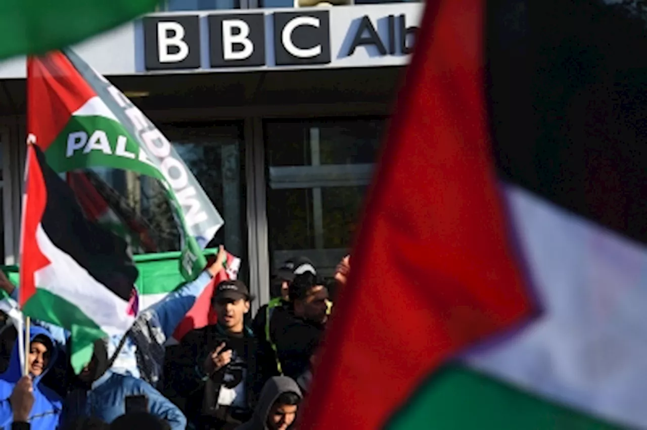 Jewish groups protest against BBC for refusing to call Hamas 'terrorists'