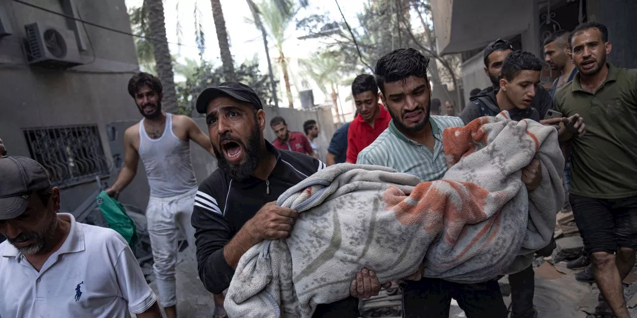 Palestinians claim airstrike on Gaza hospital kills hundreds; Israel denies involvement