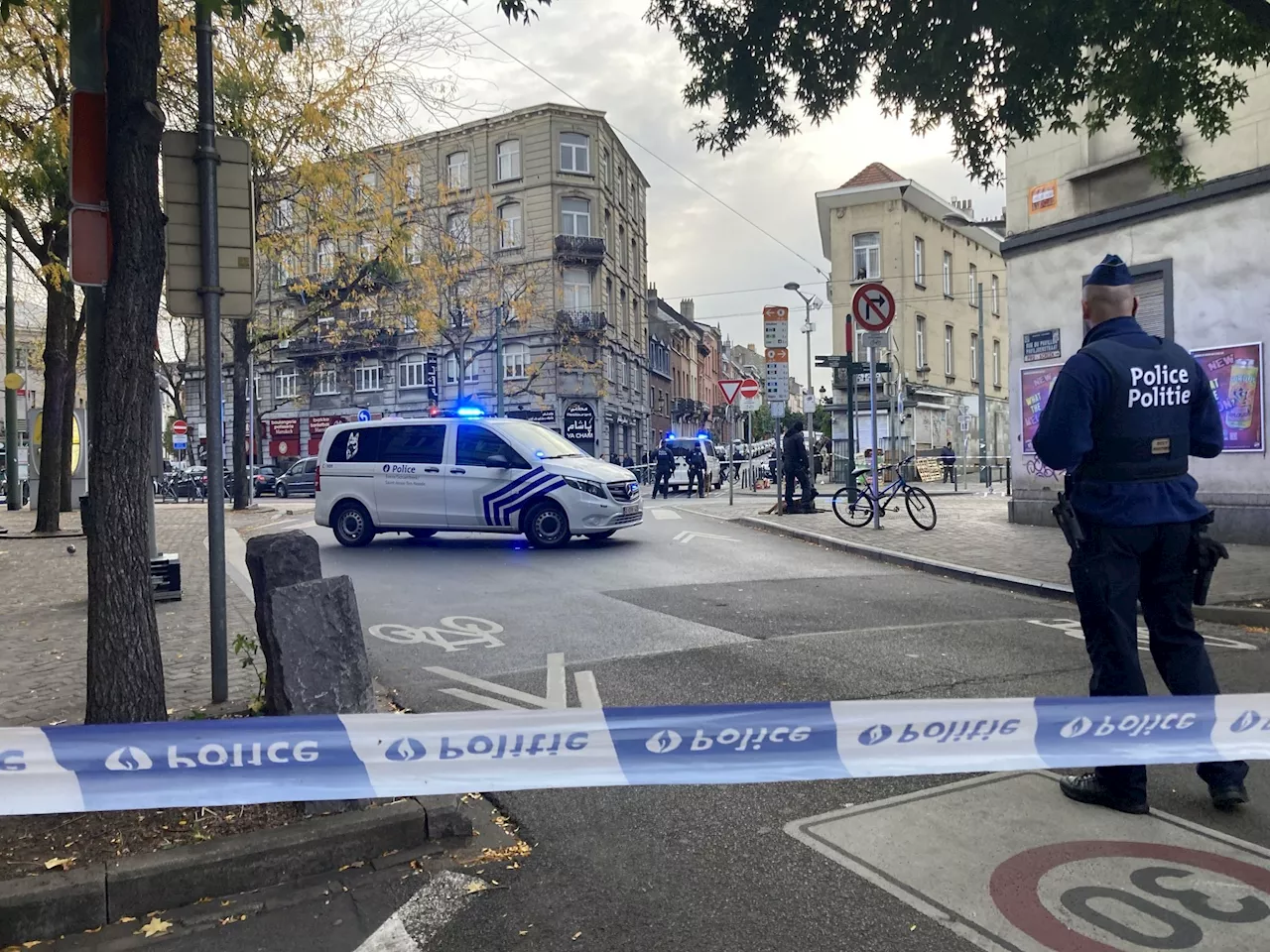 Anschlag in Brüssel: Attentäter tot, viele Fragen offen