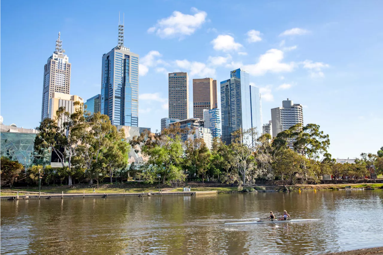 Australia stocks rise ahead of central bank minutes; New Zealand inflation hits 2-year low