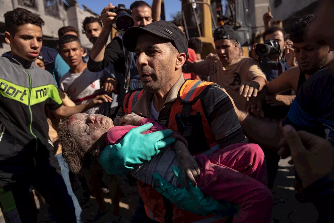 Hundreds killed following airstrike on Gaza hospital