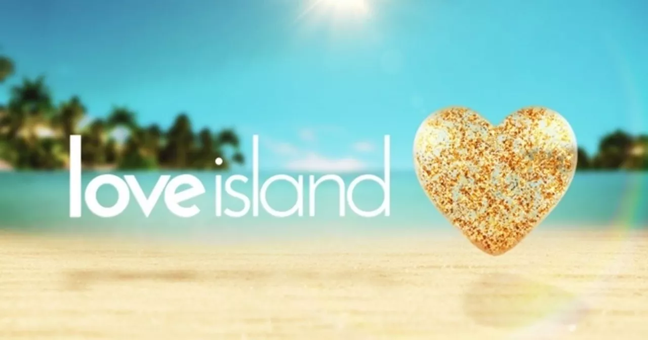 Married At First Sight star and Love Islander ‘hook up’ while filming show