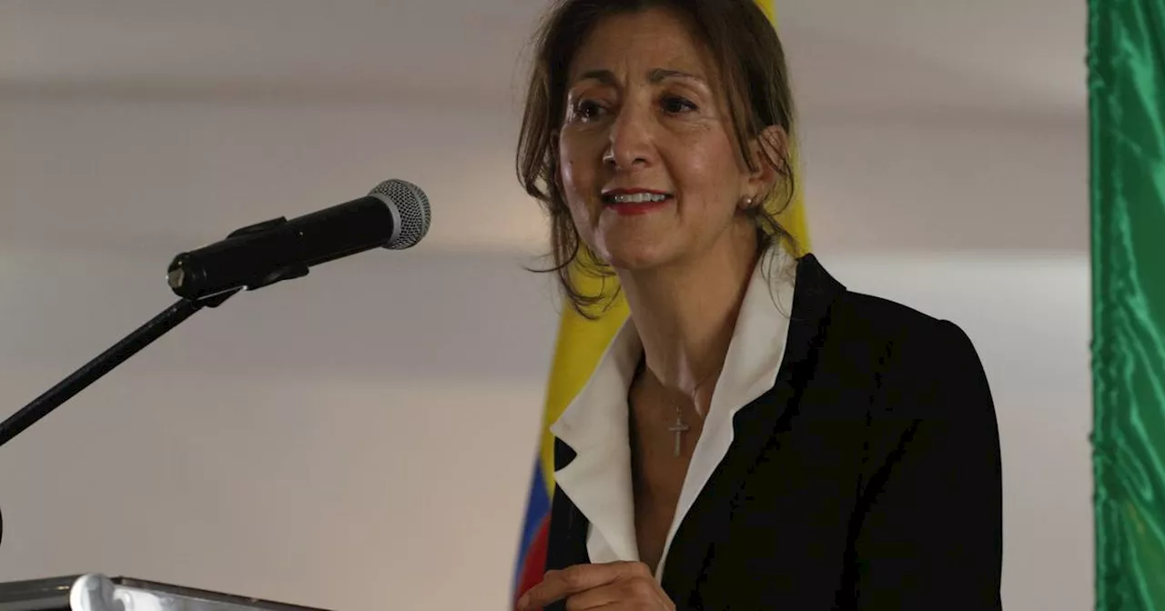 “Imperdonable inmadurez”: Ingrid Betancourt se despachó contra en canciller Álvaro Leyva por su postura con Israel