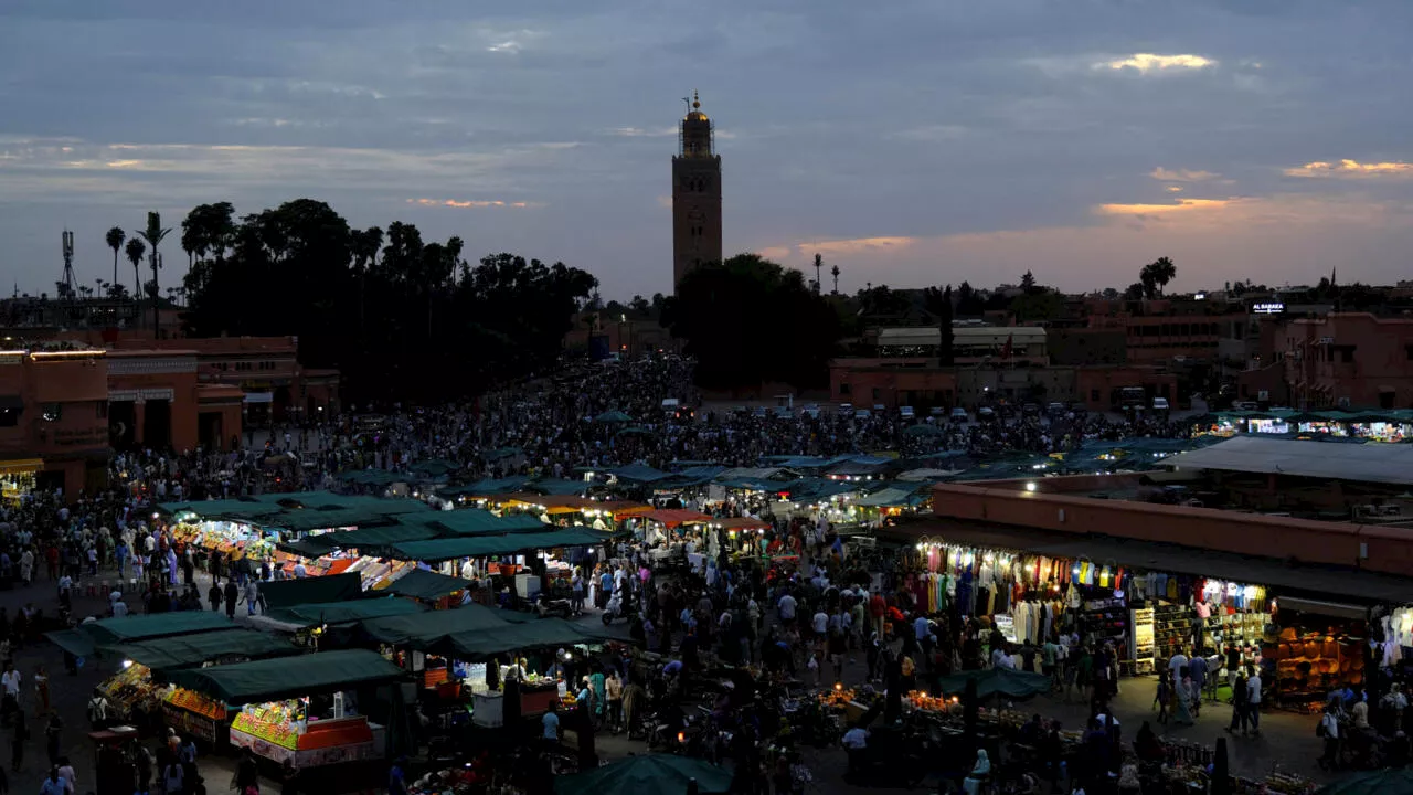 - Maroc: à Marrakech, le tourisme reprend comme avant le séisme