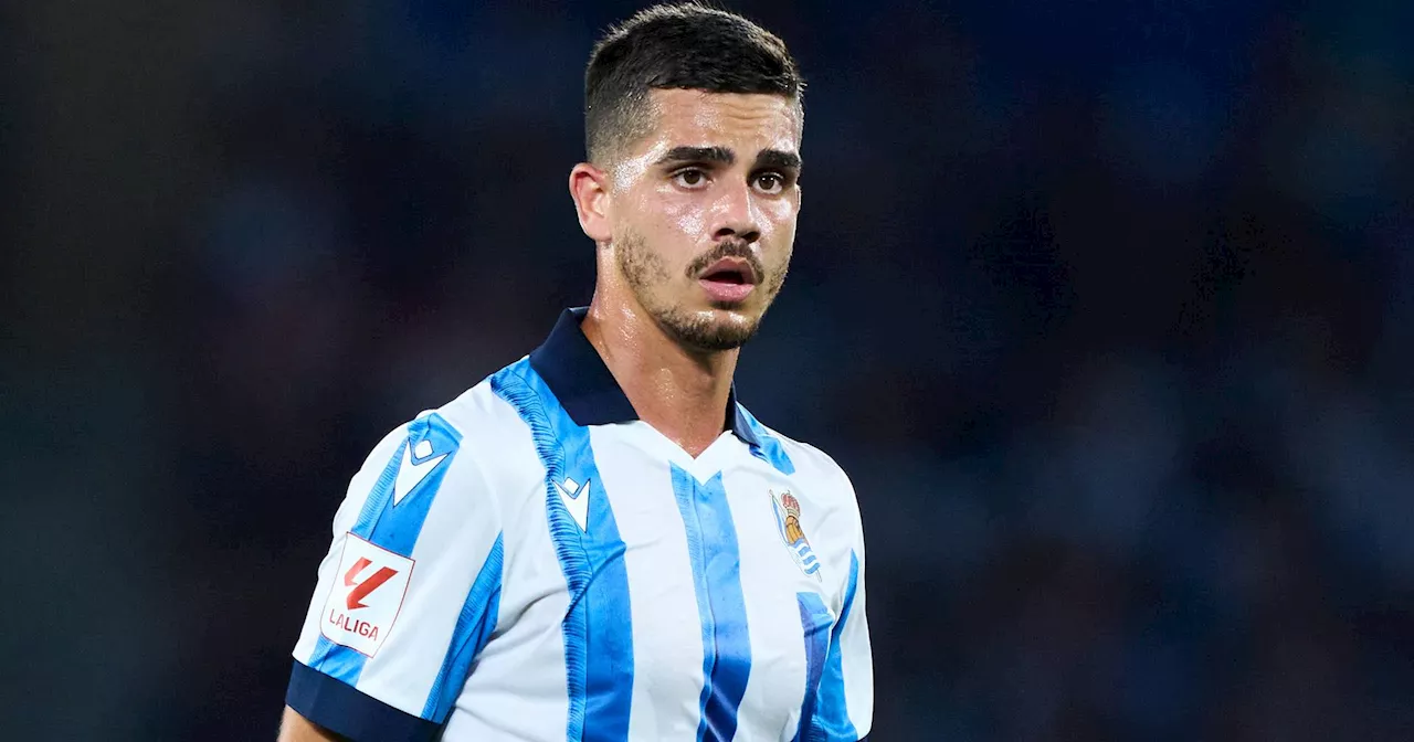 André Silva lesiona-se e falha jogos com o Benfica para a Champions