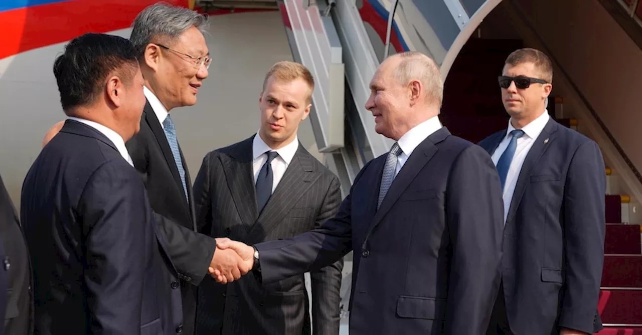 Mondo ultime notizie. Putin in Cina incontra Orban. Francia: video-rivendicazione Isis