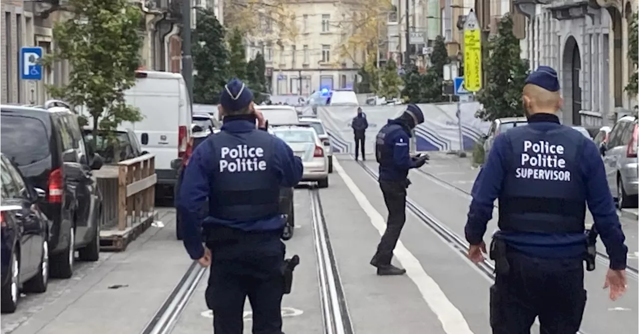 Sécurité renforcée autour des écoles à Bruxelles après l’attentat terroriste : « On nous a recommandé de