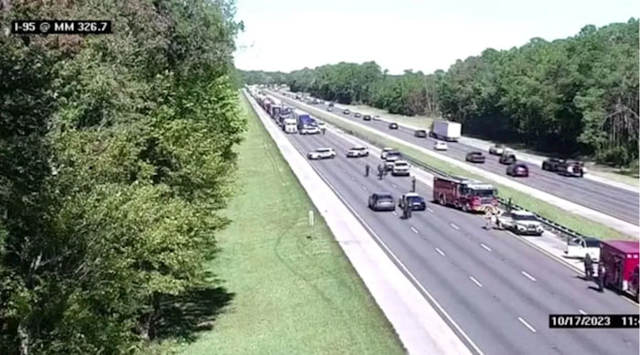 TRAFFIC ALERT: All SB lanes of I-95, just south of CR 210 in SJC, are closed due to incident