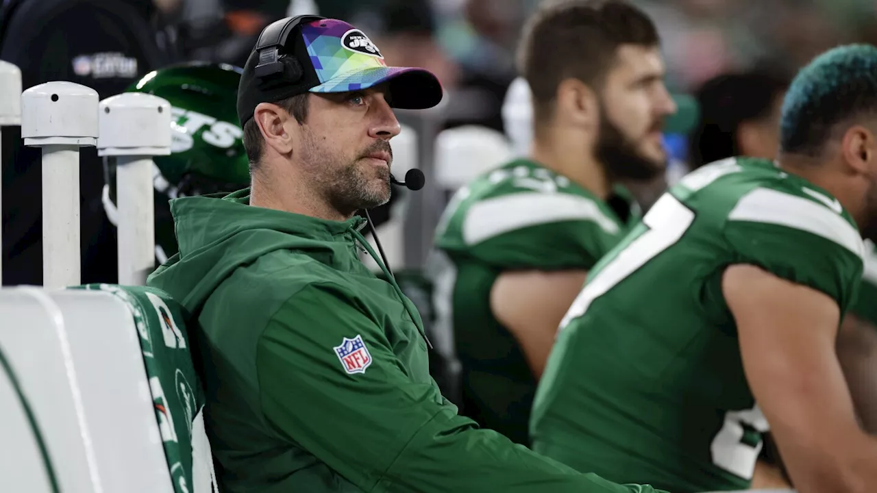 Aaron Rodgers providing Jets with some inspiration as he continues to recover ahead of schedule