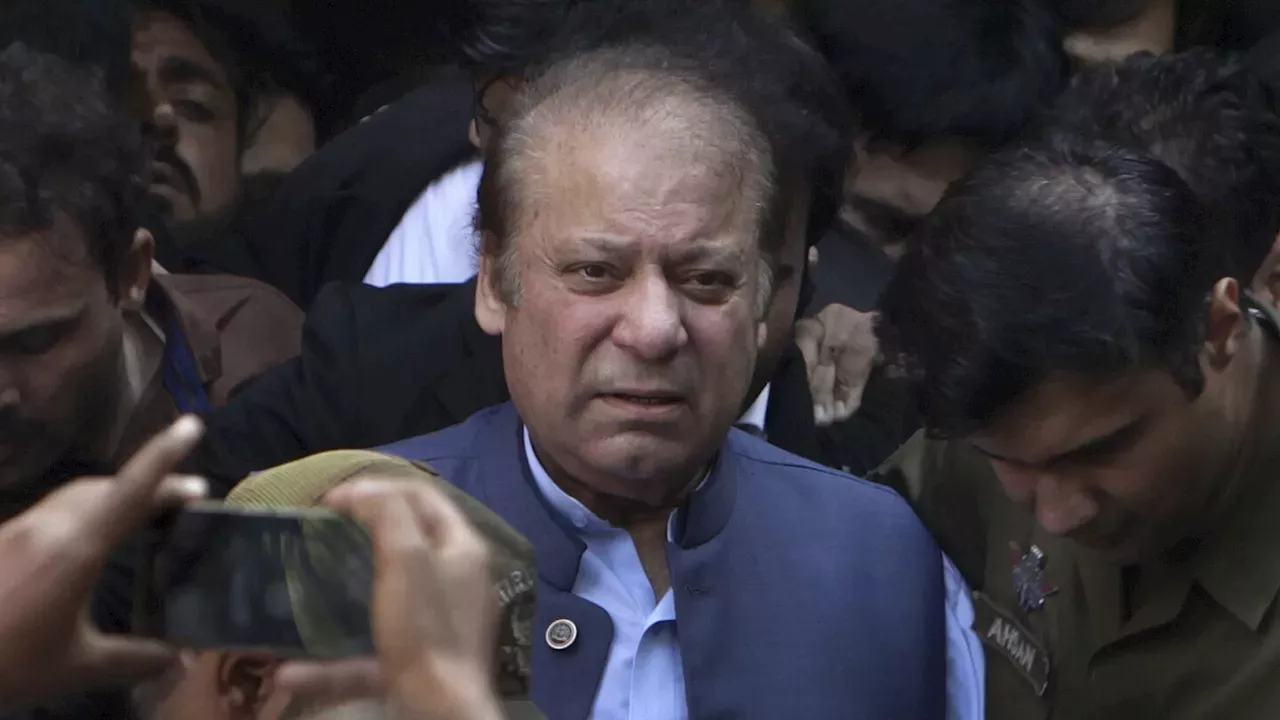 Pakistans Ex Leader Nawaz Sharif Seeks Protection From Arrest Ahead Of