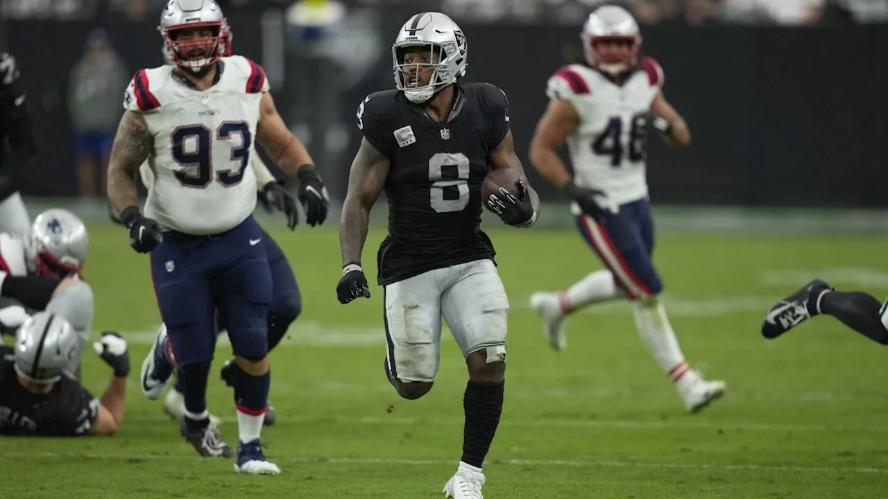 Raiders' Josh Jacobs, Dolphins' Tyreek Hill among best bets to score in Week 7 of NFL season